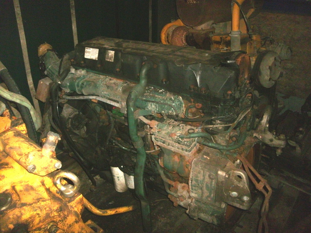 motor volvo fh13 480km d13a 08r 800mil km motor pelado deznudo ...